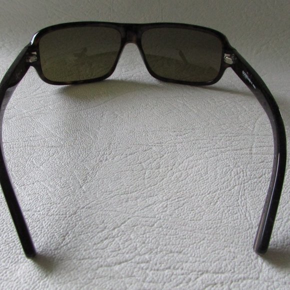 HUGO BOSS Tortoiseshell Sunglasses - Picture 5 of 7